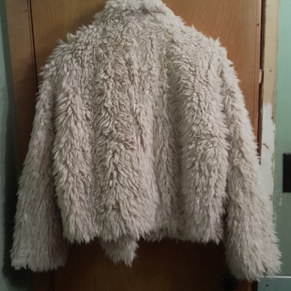 Anthropologie Cream Faux Fur  Teddy Jacket Size XXS Faux Fur And Polyester Fabri - Picture 8 of 12